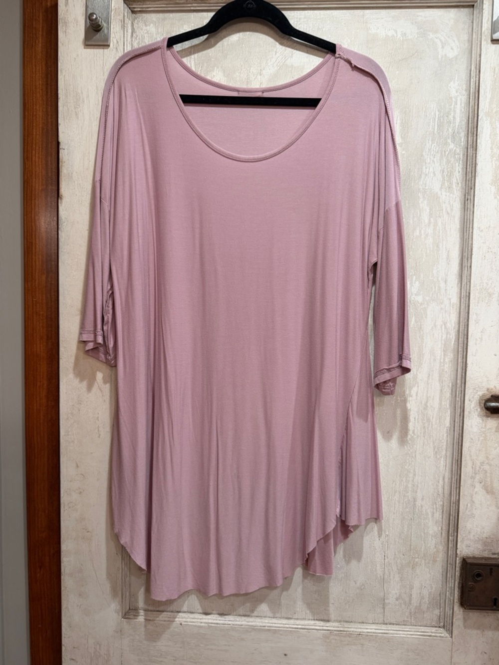 POL Relaxed Scoop Neck Tunic in Dusty Rose